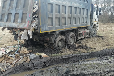 Виновного в выгрузке отходов в Усть-Луге ждет штраф
