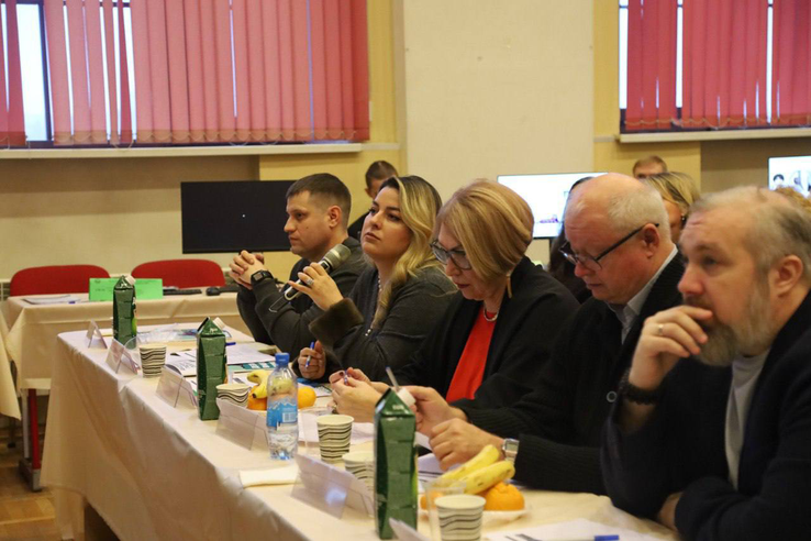 Поддержка молодых инженеров и исследователей