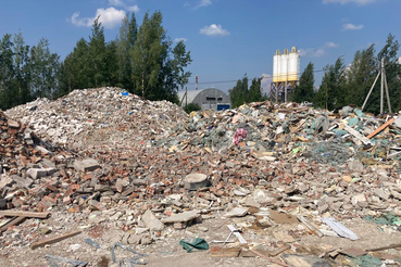 Перегруз строительных отходов в Янино прекращен судом
