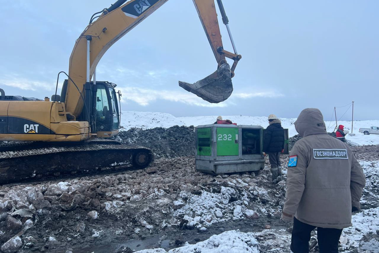 Комитет через суд требует ликвидировать свалку на месте строительства маркетплейса в Янино