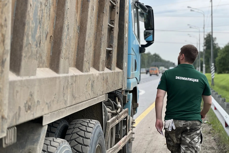Инспекторы Эконадзора и Экомилиции провели рейд на Мурманском шоссе