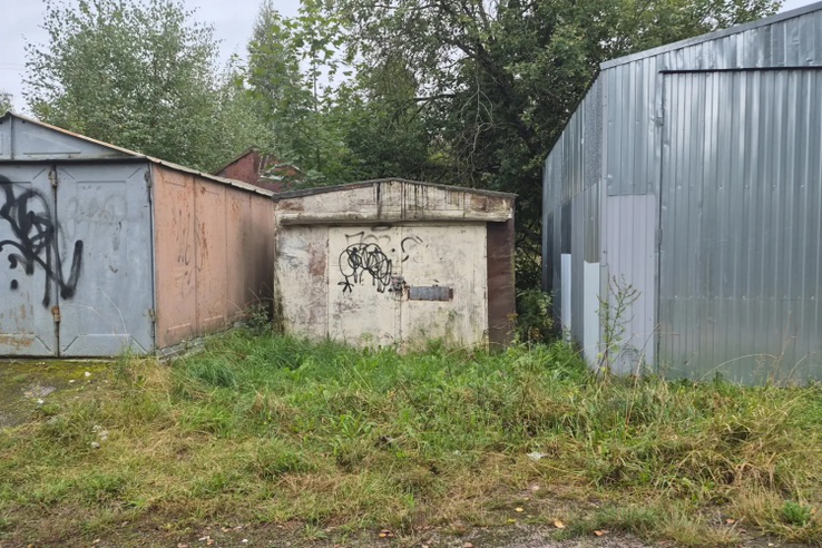 В Приозерске ликвидировали свалку отработанных автопокрышек